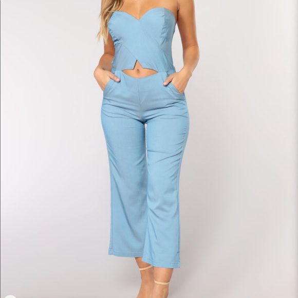Fashion Nova Pants - Jumpsuit